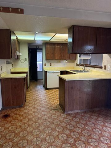 15533 Richardson Lane, Keno, OR 97627