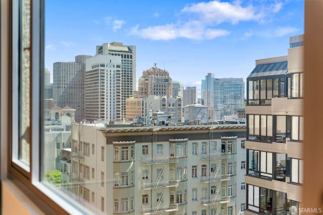 1001 Pine Street 404, San Francisco, CA 94109