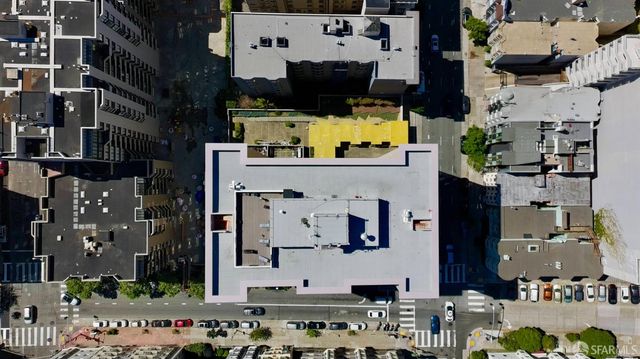 1001 Pine Street 404, San Francisco, CA 94109