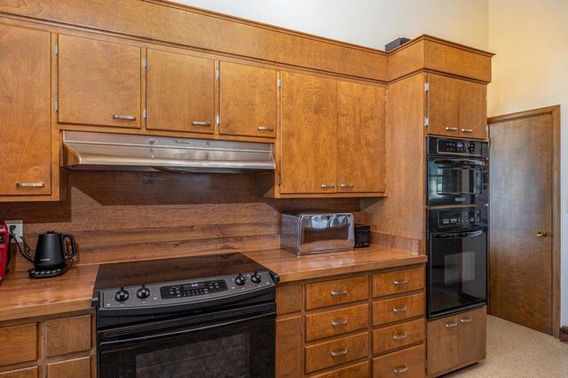 1120 BALDWIN AVENUE, Oshkosh, WI 54901