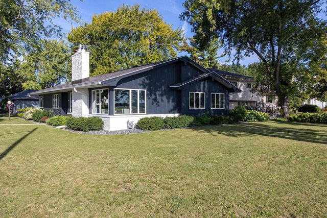 1120 BALDWIN AVENUE, Oshkosh, WI 54901