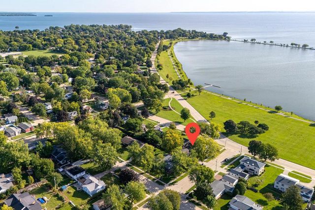 1120 BALDWIN AVENUE, Oshkosh, WI 54901