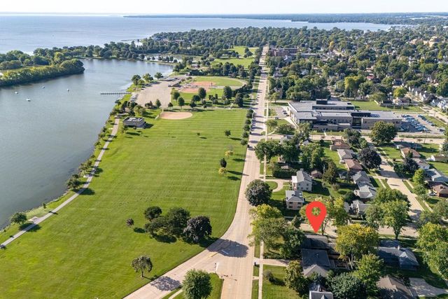 1120 BALDWIN AVENUE, Oshkosh, WI 54901