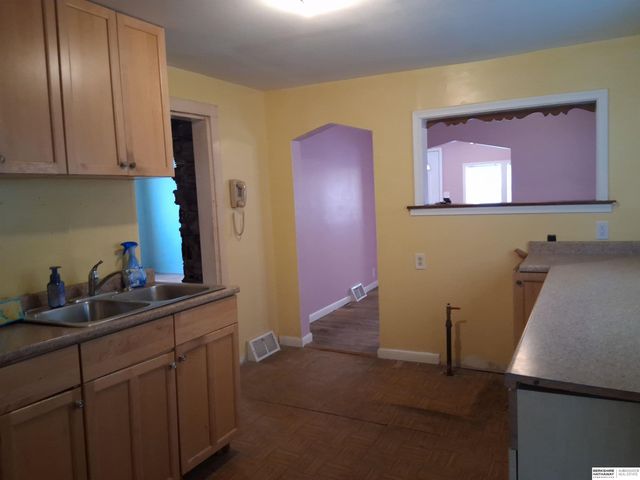 4713 N 14th Street, Omaha, NE 68110