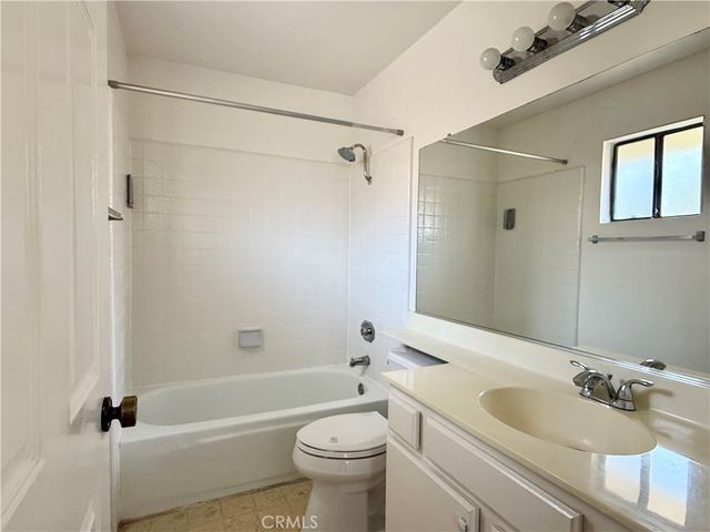 2621 Plaza Del Amo 544, Torrance, CA 90503