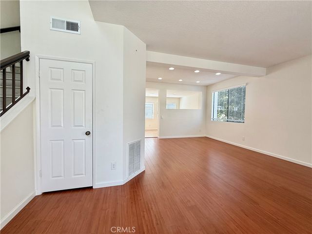 2621 Plaza Del Amo 544, Torrance, CA 90503