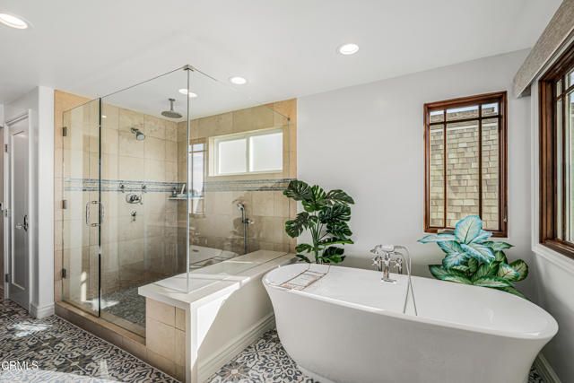 3365 Ocean Drive, Oxnard, CA 93035