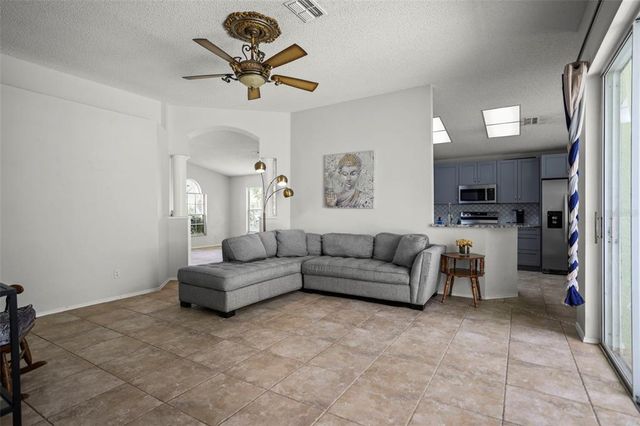 4948 RIDGEMOOR CIRCLE, Palm Harbor, FL 34685