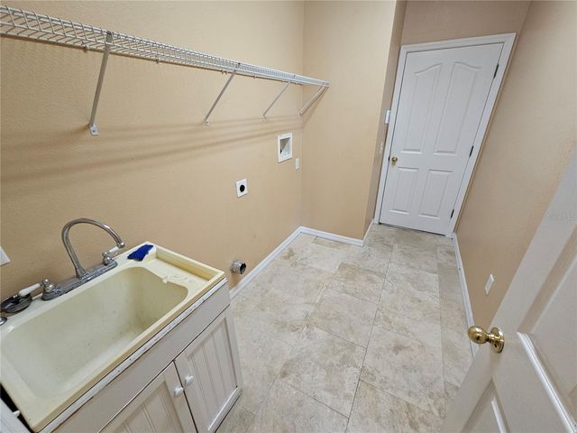 1881 STRATHMORE CIRCLE, Mount Dora, FL 32757