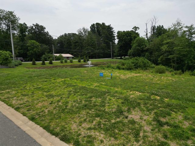 1349 Browning Manor Road, Evansville, IN 47725