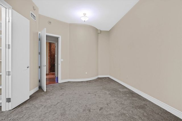 360 East Desert Inn Road 1501, Las Vegas, NV 89109