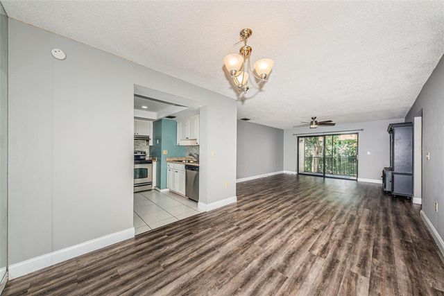 2971 ESTANCIA BOULEVARD 426, Clearwater, FL 33761