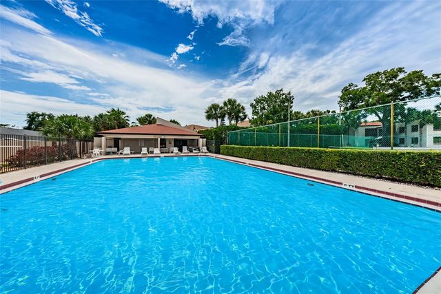 2971 ESTANCIA BOULEVARD 426, Clearwater, FL 33761