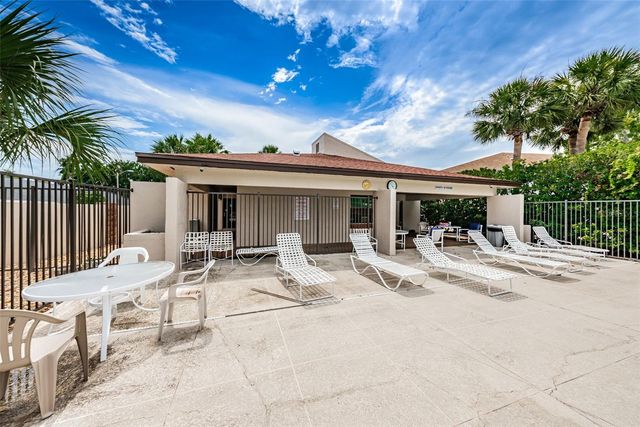 2971 ESTANCIA BOULEVARD 426, Clearwater, FL 33761