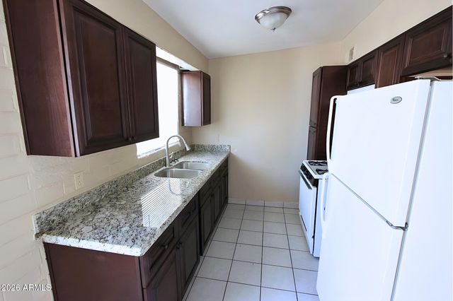 565 S Hobson Street 4, Mesa, AZ 85204