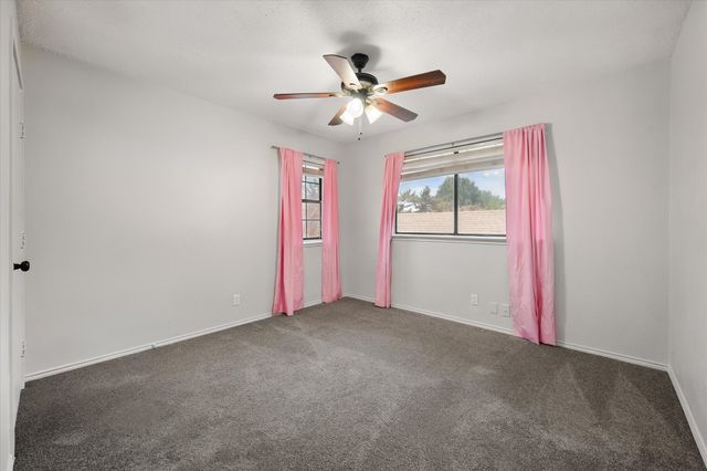 5600 Fox Hunt Drive, Arlington, TX 76017