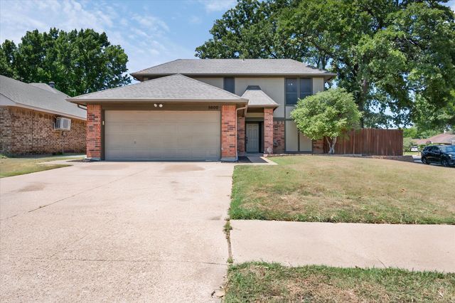 5600 Fox Hunt Drive, Arlington, TX 76017
