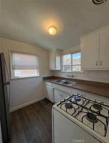 9420 Las Tunas Drive C, Temple City, CA 91790