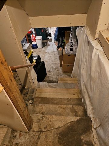 45 Bates Avenue, Coventry, RI 02816