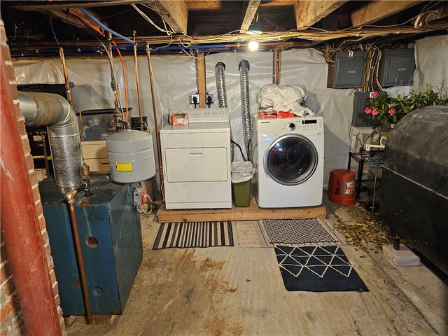 45 Bates Avenue, Coventry, RI 02816