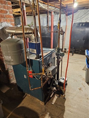 45 Bates Avenue, Coventry, RI 02816