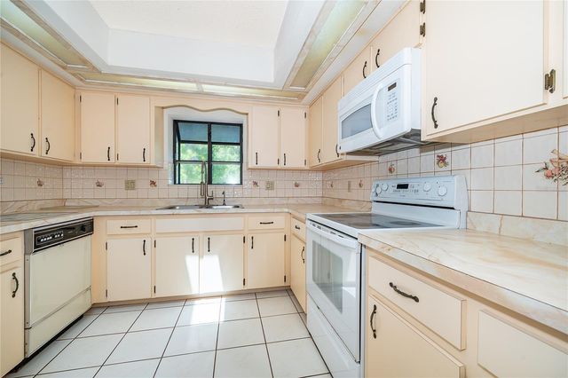14604 SW 45TH COURT, Ocala, FL 34473