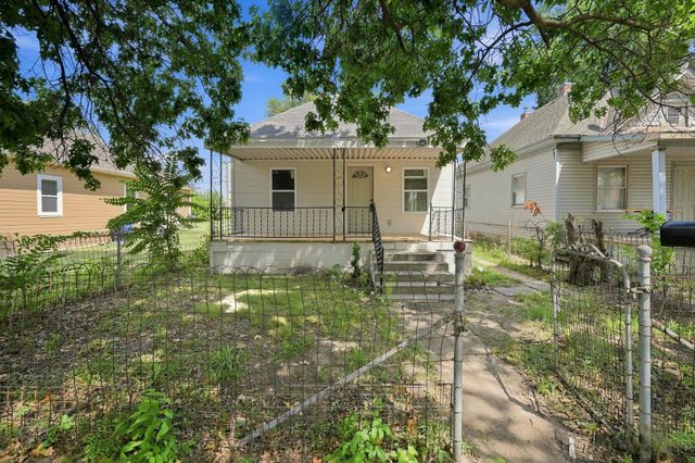 1604 N Saint Francis, Wichita, KS 67214