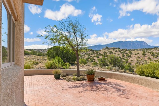 23 Calle Cienega, Placitas, NM 87043