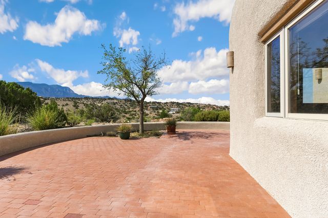23 Calle Cienega, Placitas, NM 87043