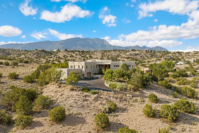 23 Calle Cienega, Placitas, NM 87043