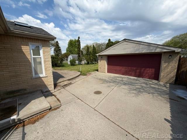14137 Randall Drive, Sterling Heights, MI 48313