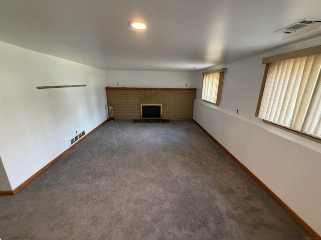 14137 Randall Drive, Sterling Heights, MI 48313
