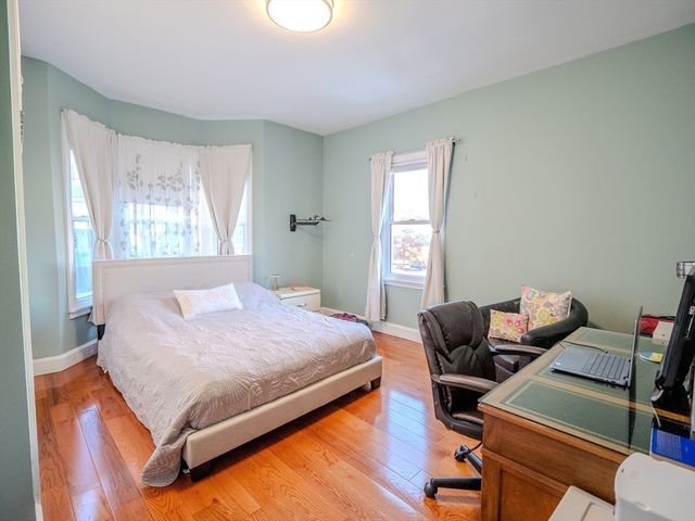 2 Hillside Ave, Somerville, MA 02145
