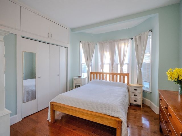 2 Hillside Ave, Somerville, MA 02145