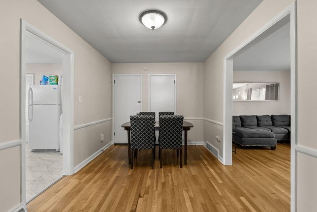 129 Greenbriar Road, Lexington, KY 40503