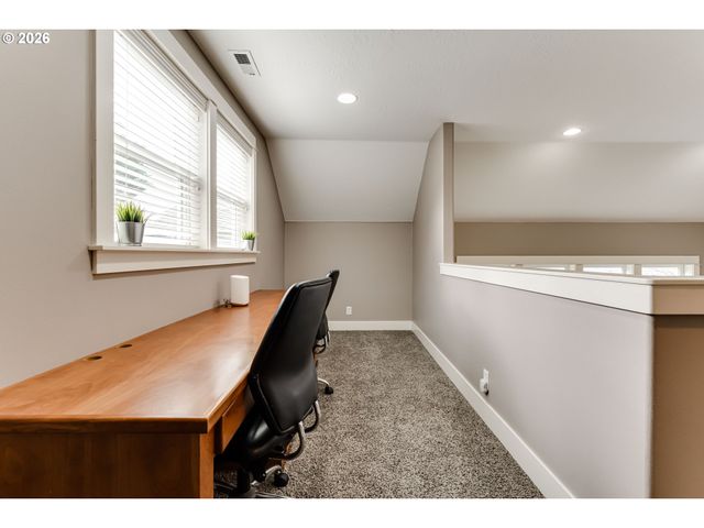 2128 SPARROW Ct, Eugene, OR 97401