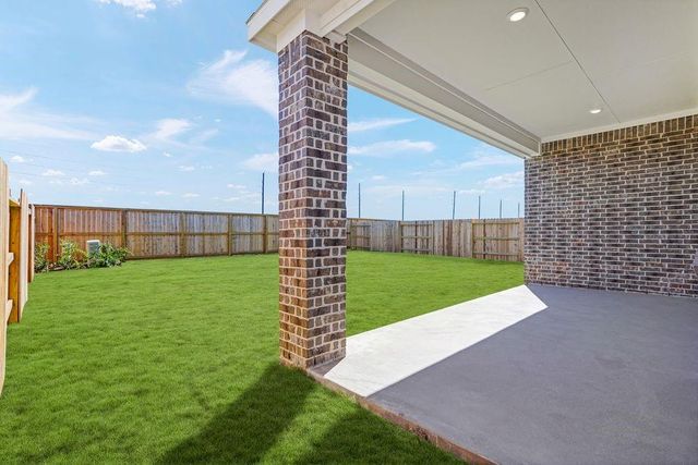 615 Yaupon Holly Drive, Rosenberg, TX 77471