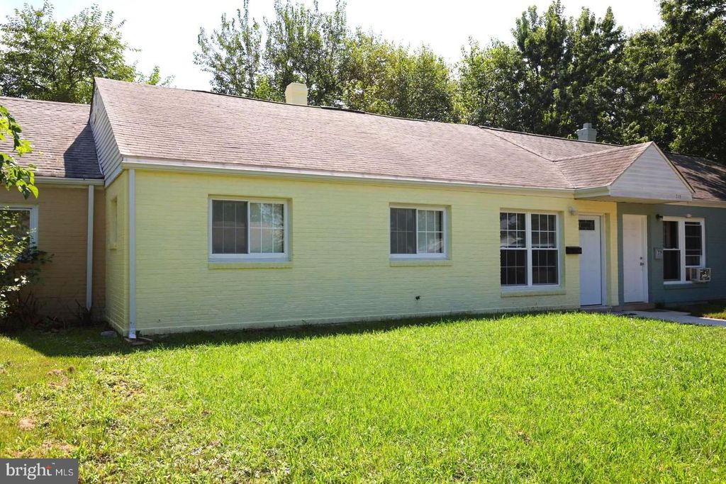 341 SHERIDAN DR, New Castle, DE 19720
