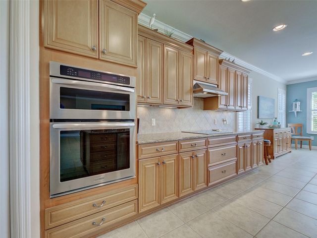 19396 SOLARZANO STREET, Venice, FL 34293