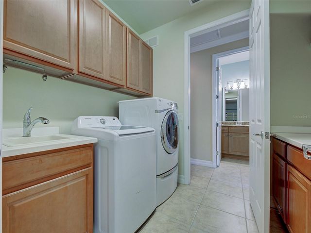 19396 SOLARZANO STREET, Venice, FL 34293