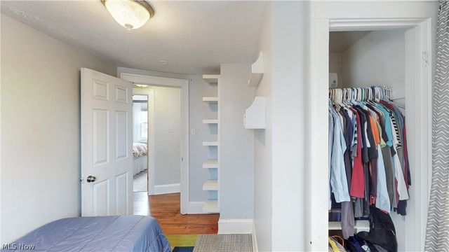 1940 Falls Avenue, Cuyahoga Falls, OH 44223