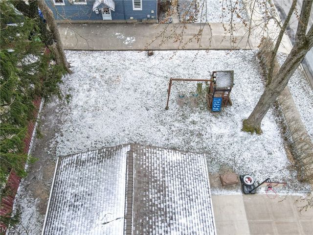 1940 Falls Avenue, Cuyahoga Falls, OH 44223