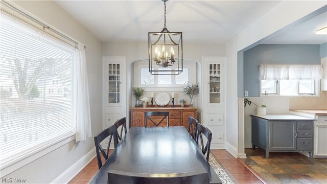 1940 Falls Avenue, Cuyahoga Falls, OH 44223