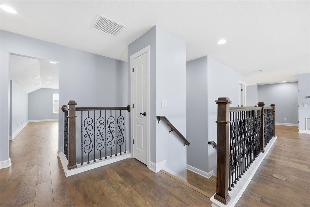 Image 25 of property listing at 10319 LAVANDE DRIVE, Orlando, FL 32836