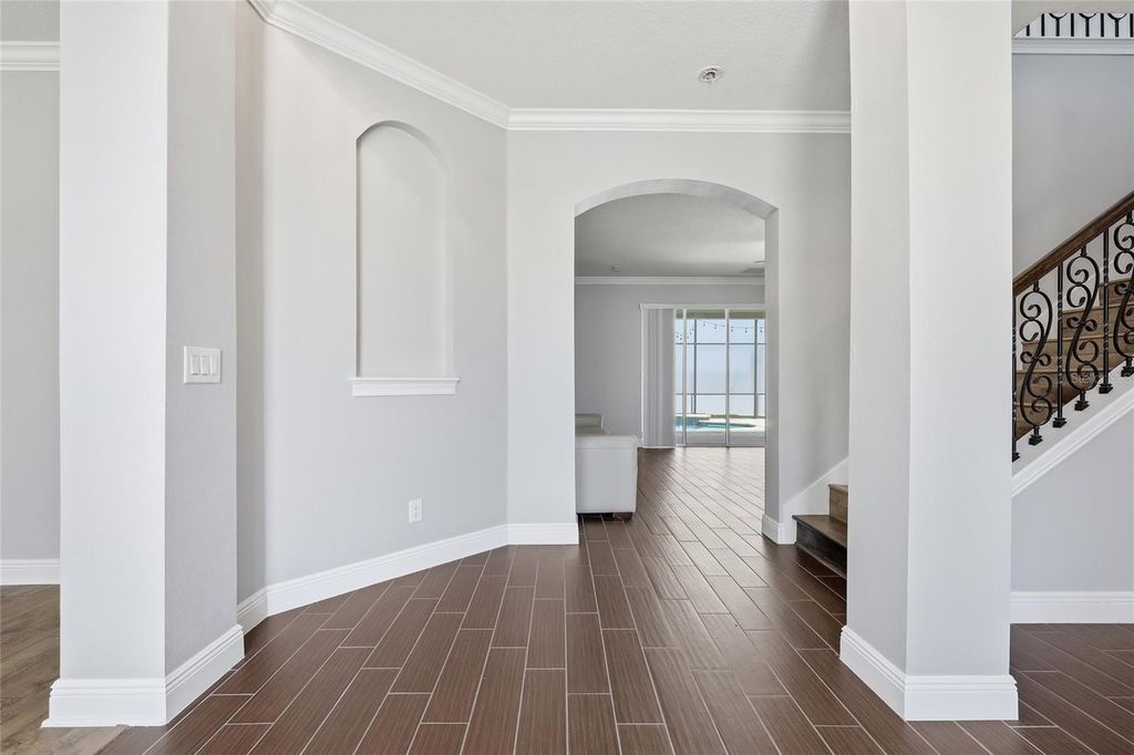Image 6 of property listing at 10319 LAVANDE DRIVE, Orlando, FL 32836