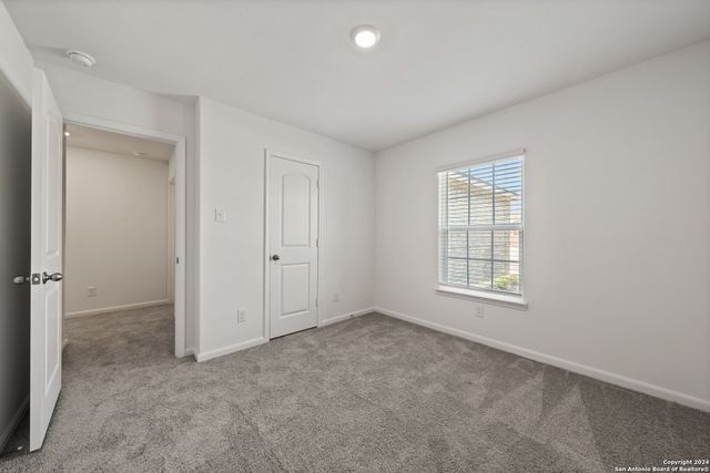 15027 Telfaire Meadow, Von Ormy, TX 78073