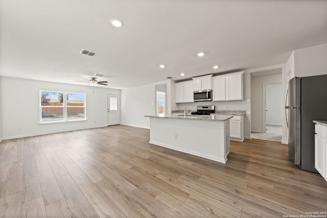 15027 Telfaire Meadow, Von Ormy, TX 78073