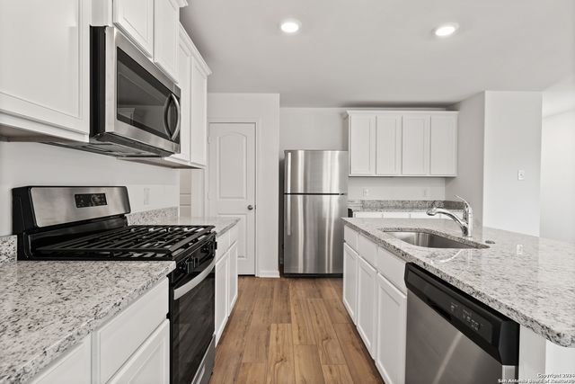 15027 Telfaire Meadow, Von Ormy, TX 78073