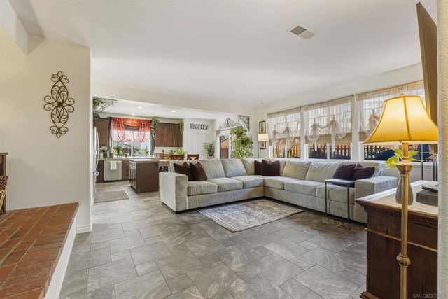 36635 Ponderosa Ct, Murrieta, CA 92563