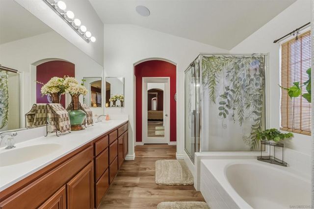 36635 Ponderosa Ct, Murrieta, CA 92563